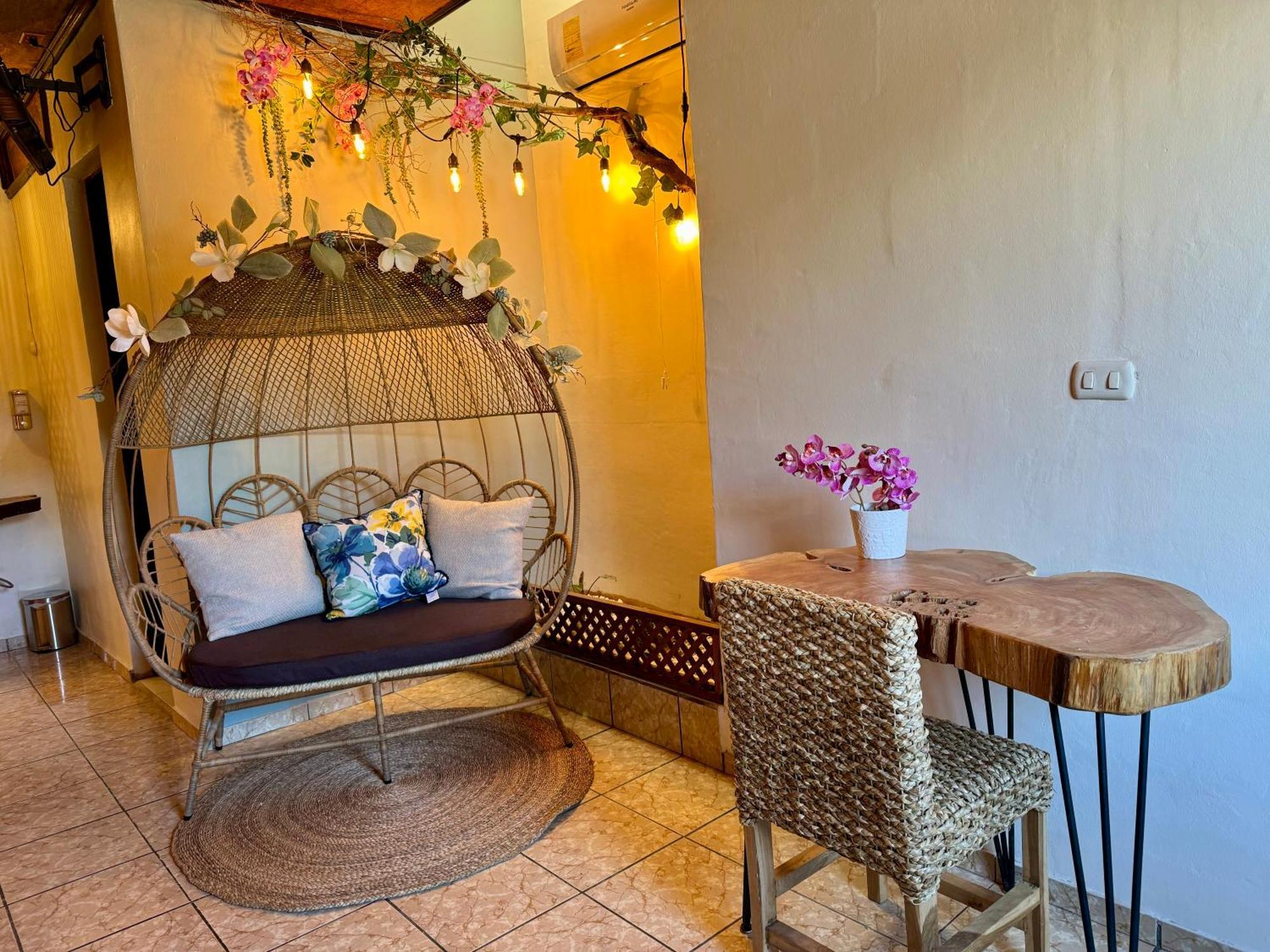 Orquidea Loft Apartment Juayua ภายนอก รูปภาพ